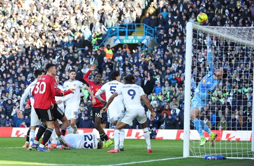 Soccer Football - Premier League - Leeds United v Manchester United - Elland Road, Leeds, Britain - January 4, 2026 Leeds United's Lucas Perri makes a save Action Images via Reuters/Craig Brough EDITORIAL USE ONLY. NO USE WITH UNAUTHORIZED AUDIO, VIDEO,