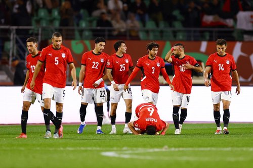 Soccer Football - CAF Africa Cup of Nations - Morocco 2025 - Round of 16 - Egypt v Benin - Adrar Stadium, Agadir, Morocco - January 5, 2026 Egypt's Yasser Ibrahim celebrates scoring their second goal with teammates REUTERS/Siphiwe Sibeko