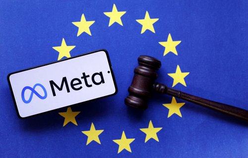 FILE PHOTO: Meta logo, EU flag and Judge gavel are seen in this illustration taken, August 6, 2024. REUTERS/Dado Ruvic/Illustration/File Photo
