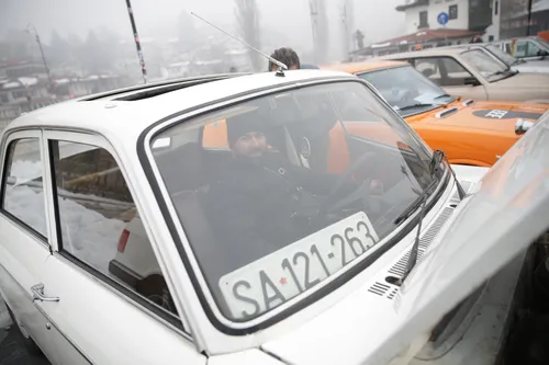 Sarajevo, BiH - 17. januar 2026: Učesnici Zimskog oldtimer rallyja Subotica - Sarajevo