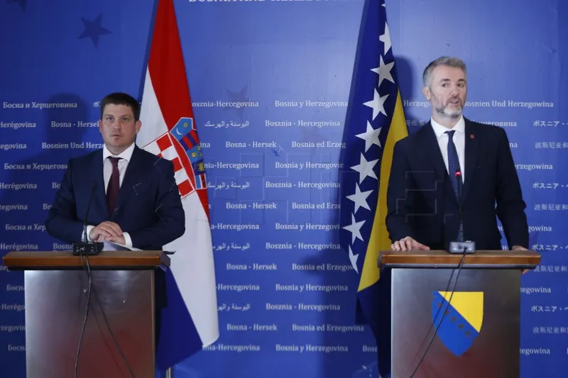 Croatian, BiH transport ministers discuss revitalisation of Una railway