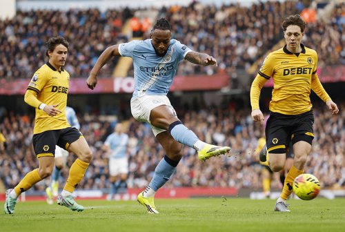 Soccer Football - Premier League - Manchester City v Wolverhampton Wanderers - Etihad Stadium, Manchester, Britain - January 24, 2026 Manchester City's Antoine Semenyo shoots at goal Action Images via Reuters/Jason Cairnduff EDITORIAL USE ONLY. NO USE WI