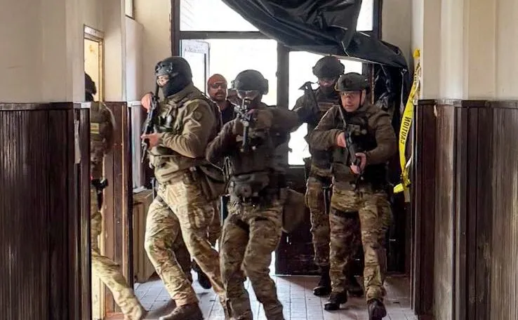 FBI SWAT teams conduct advanced tactical training for Bosnia police forces