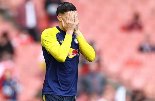 Soccer Football - Premier League - Arsenal v Leeds United - Emirates Stadium, London, Britain - October 10, 2026 Leeds United's Tarik Muharemovic during the warm up before the match Action Images via Reuters/Peter Cziborra EDITORIAL USE ONLY. NO USE WITH