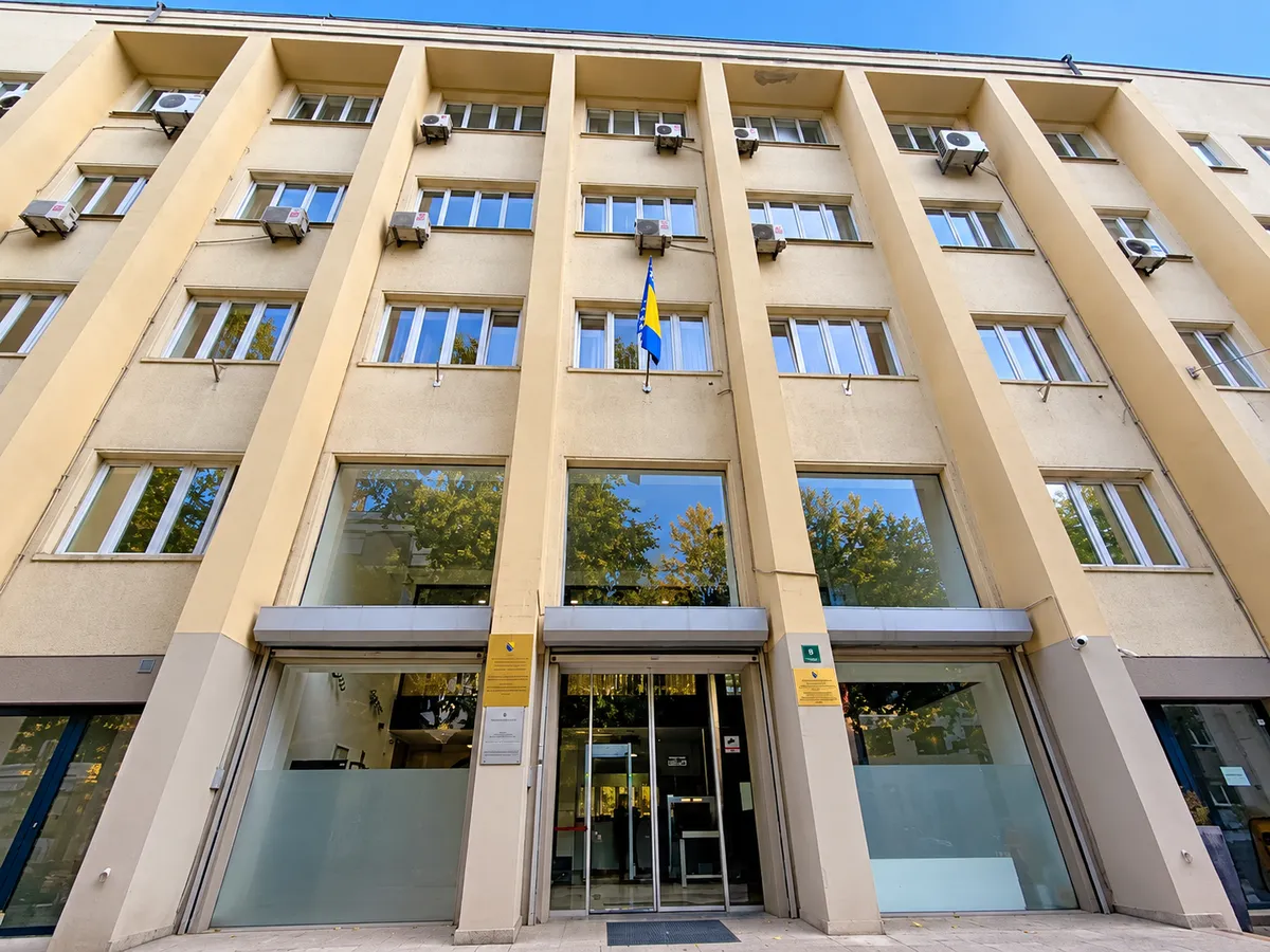 Jesu li radnici Sparkasse banke u Mostaru zloupotrebljavali novac klijenata? Nakon otkaza oglasili se nadležni