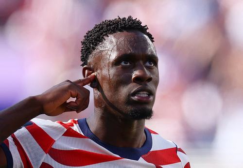 Soccer Football - FIFA World Cup 2026 - Round of 32 - United States v Bosnia and Herzegovina - San Francisco Bay Area Stadium, Santa Clara, California, U.S. - July 1, 2026 Folarin Balogun of the U.S. celebrates scoring their first goal REUTERS/Phil Noble