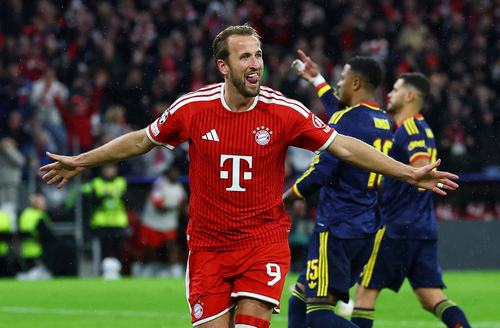 Soccer Football - UEFA Champions League - Bayern Munich v Arsenal - A