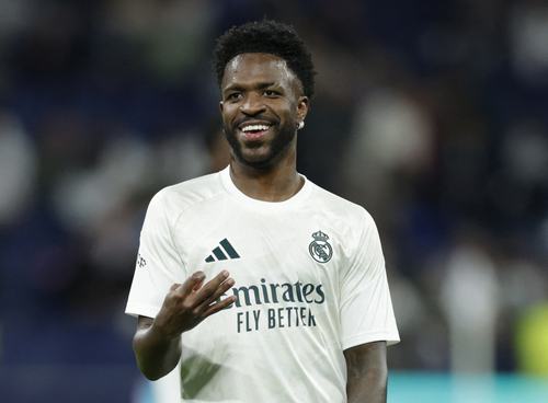 Soccer Football - UEFA Champions League - Real Madrid v RB Leipzig - Estadio Bernabeu, Madrid, Spain - October 21, 2026 Real Madrid's Vinicius Junior during the warm up before the match REUTERS/Violeta Santos Moura
