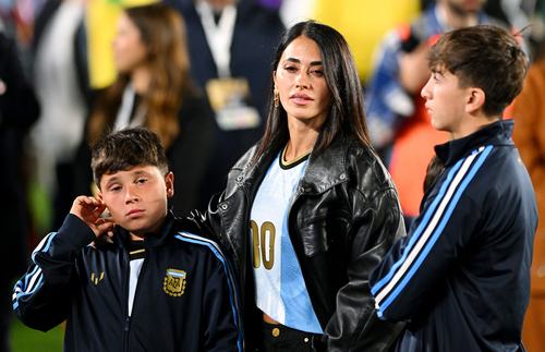 Soccer Football - International Friendly - Argentina v Benin - Estadio Monumental, Buenos Aires, Argentina - October 6, 2026 Argentina's Lionel Messi's wife Antonela Roccuzzo and sons Thiago and Mateo during his farewell celebration following his final in