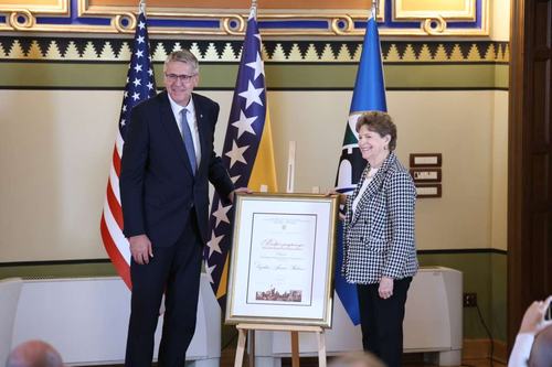Jeanne Shaheen, počasni građanin Sarajeva