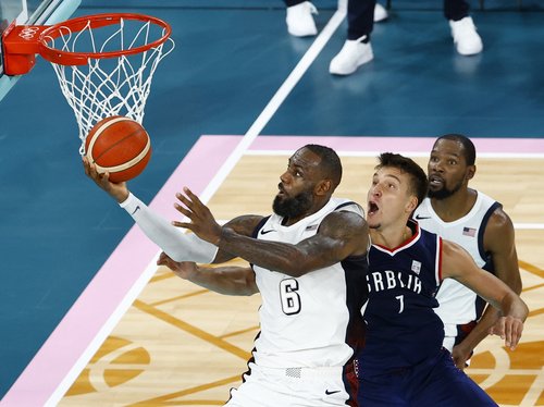 Basketball - Men's Semifinal - United States vs Serbia