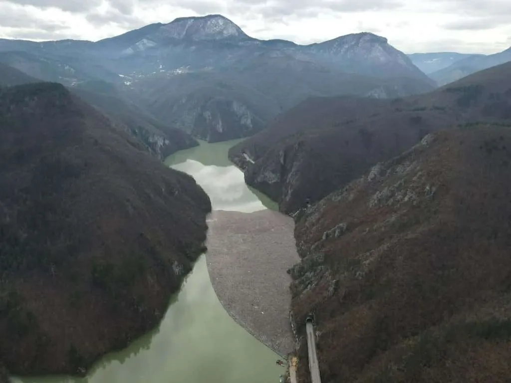 Drina under garbage: Political negligence fuels Visegrad’s ecological disaster