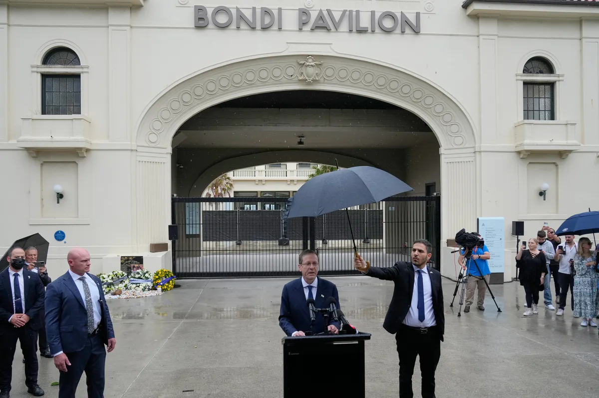 Opsadno stanje u Sydneyju: 3.000 policajaca na ulicama zbog posjete izraelskog predsjednika, demonstranti traže njegovo hapšenje