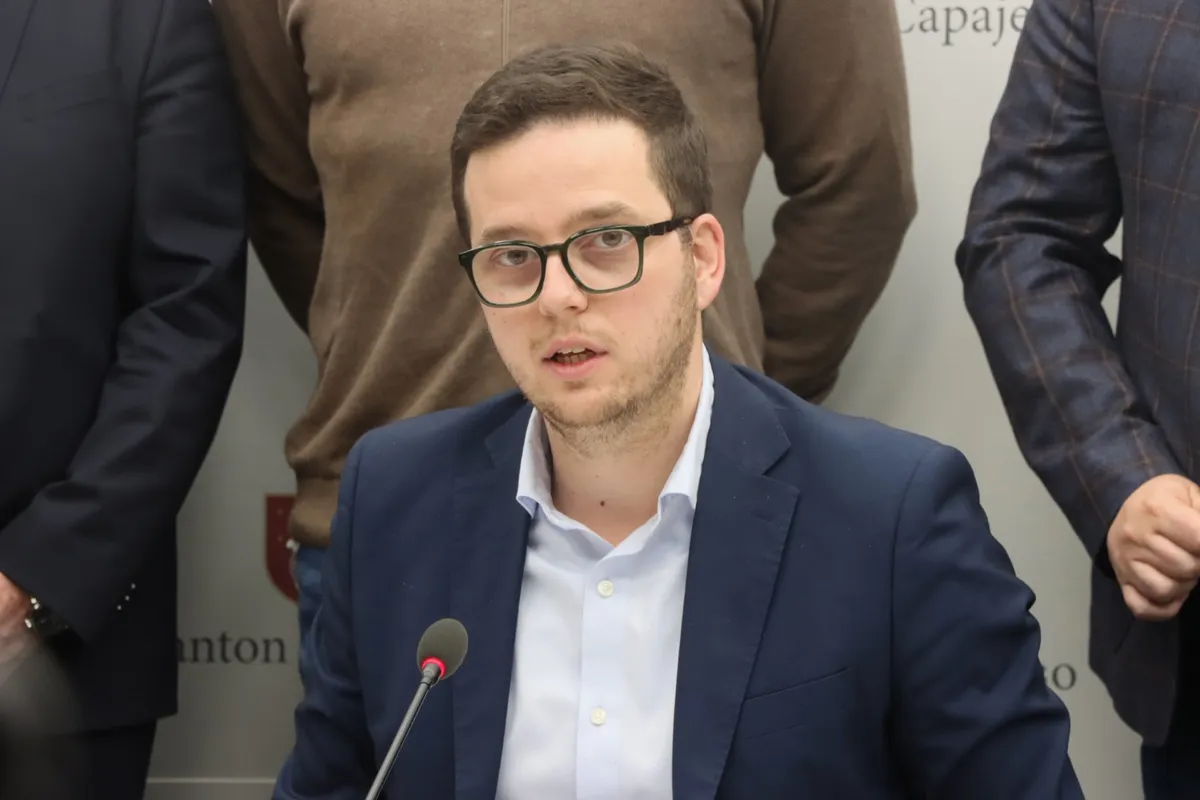 Sarajevo Canton PM Nihad Uk resigns following fatal tram accident