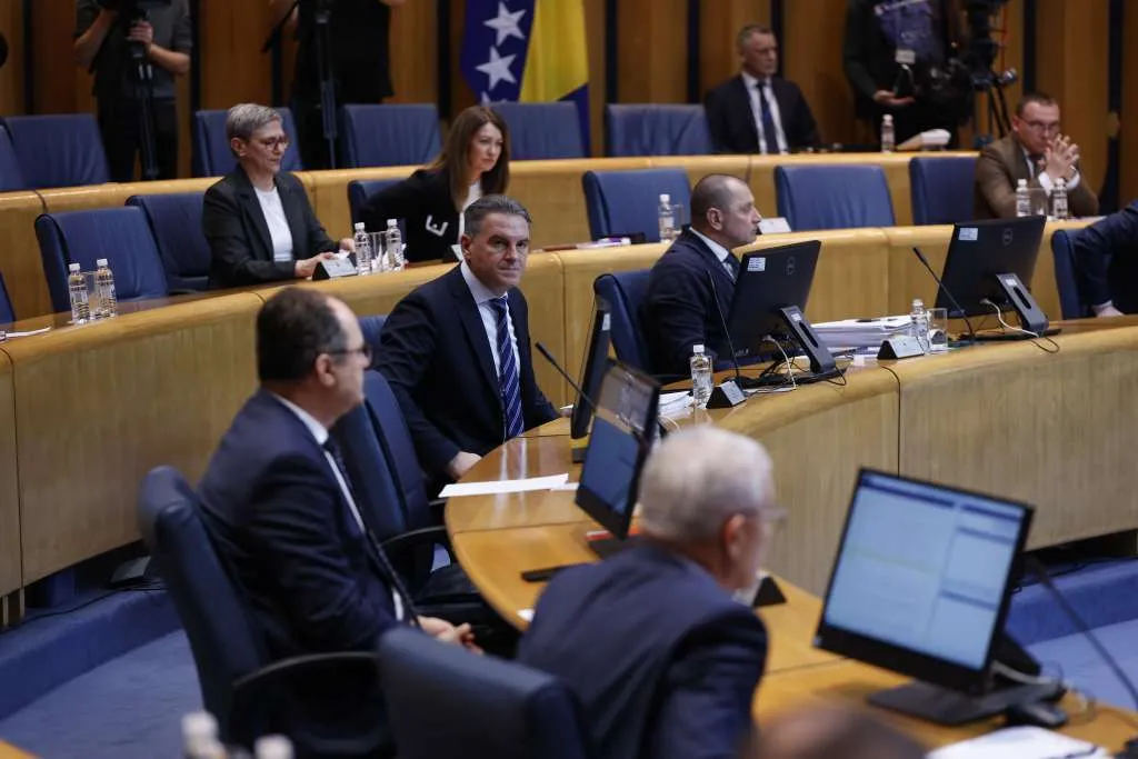 SNSD ostao sam, ali blokada uspjela: Akcize pale, plate prošle