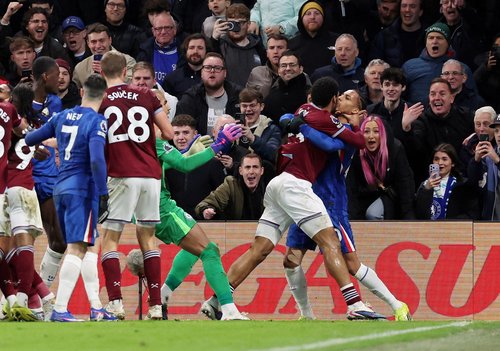 Soccer Football - Premier League - Chelsea v West Ham United - Stamford Bridge,