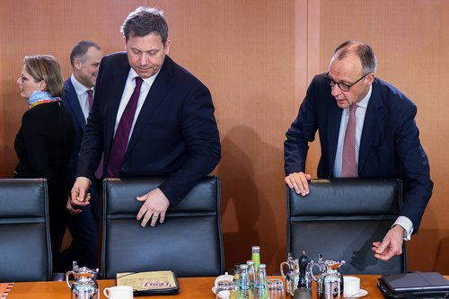 German Chancellor Friedrich Merz and Vice Chancellor and Finance Minister Lars Klingbeil attend a cabinet meeting at the Chancellery in Berlin, Germany, March 4, 2026. REUTERS/Nadja Wohlleben