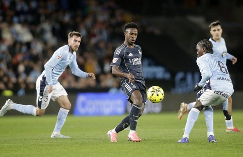 Soccer Football - LaLiga - Celta Vigo v Real Madrid - Estadio de Balaidos, Vigo, Spain -