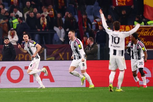 Soccer Football - Serie A - AS Roma v Juventus - Stadio Olimpico, Rome, Italy - March 1, 2026 Juventus' Federico Gatti celebrates scoring their third goal REUTERS/Guglielmo Mangiapane