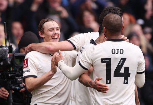 Soccer Football - FA Cup - Fifth Round - Port Vale v Sunderland - Vale Park, Stoke-on-Trent, Britain - March 8, 2026 Port Vale's Ben Waine celebrates scoring their first goal with teammates REUTERS/David Klein