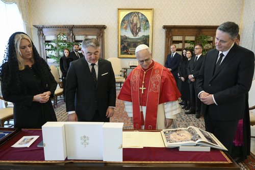 PBiH - papa Lav XIV (© Vatican Media) (2)