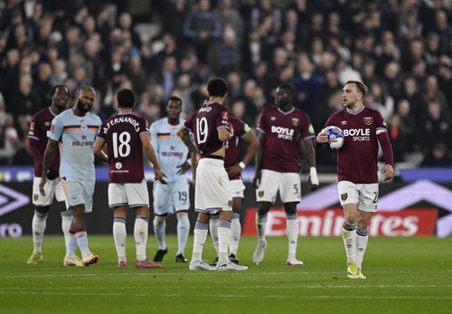 Soccer Football - FA Cup - Fifth Round - West Ham United v Brentford - London Stadium