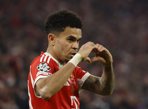 Soccer Football - UEFA Champions League - Round of 16 - Second Leg - Bayern Munich v Atalanta - Allianz Arena, Munich, Germany - March 18, 2026 Bayern Munich's Luis Diaz celebrates scoring their fourth goal REUTERS/Michaela Stache