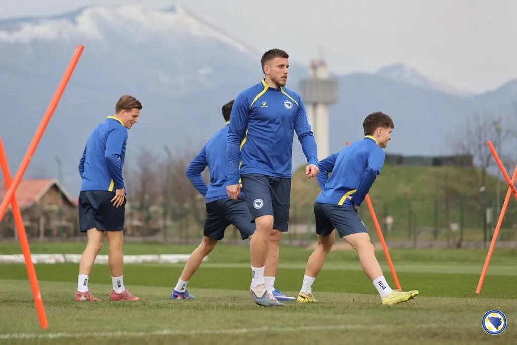 Demirović: Vratit ću navijačima za svu ljubav i podršku, Katić: Spremni smo za posljednji korak ka SP