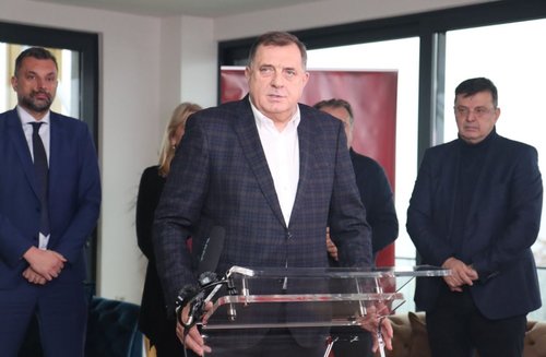 milorad dodik, osmorka