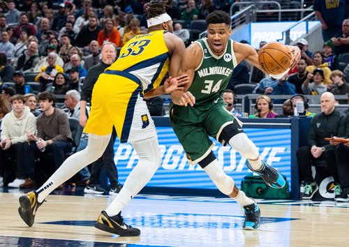 NBA: Milwaukee Bucks at Indiana Pacers