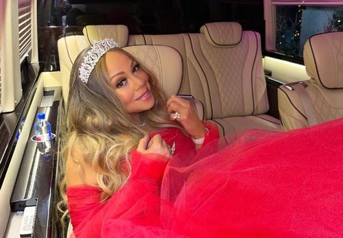 1676911268-Mariah-Carey.JPG