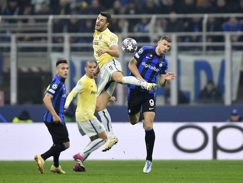 Champions League - Round of 16 First Leg - Inter Milan v FC Porto