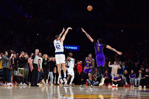 NBA: Dallas Mavericks at Los Angeles Lakers
