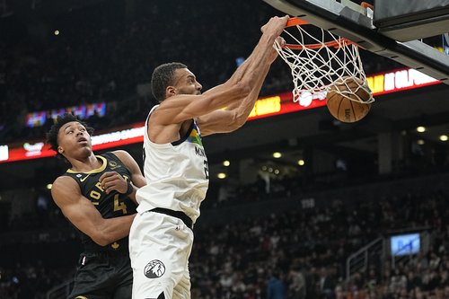 NBA: Minnesota Timberwolves at Toronto Raptors