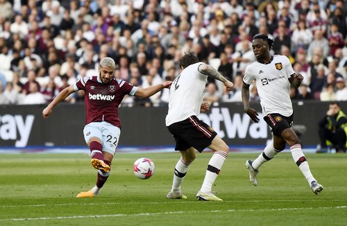 Premier League - West Ham United v Manchester United