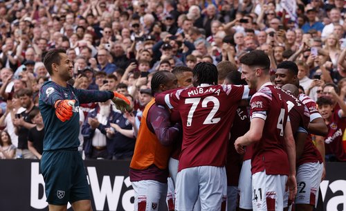 Premier League - West Ham United v Leeds United