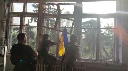 Ukraine forces claim to liberate first village amid counter-offensive