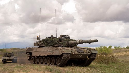 FILE PHOTO: Leopard 2A4 tanks from the Royal Canadian Dragoons C Squadron travel in the Wainwright Garrison training area during Exercise in Wainwright