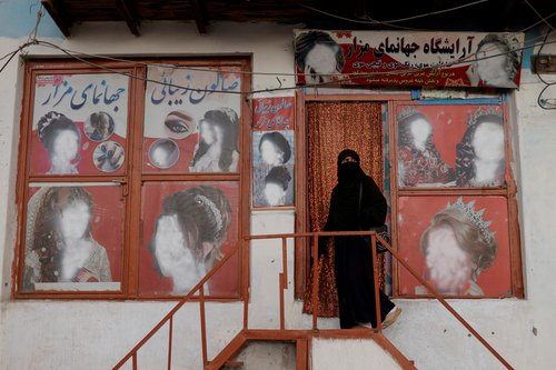 FILE PHOTO: Taliban administration orders beauty salons in Afghanistan to close