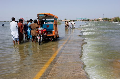 FILE PHOTO: Pakistan expects heavy monsoon rain, raising risk of floods