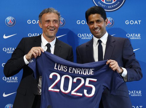 Paris St Germain unveil new coach Luis Enrique