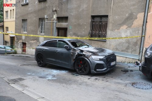 b4b6270d181fa8f0decc2f5dfd2d03aa