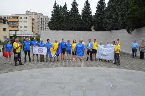 l_7f37d2c62b5ae99982331e26035a910e