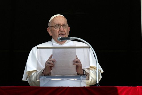 FILE PHOTO: Pope Francis leads the Angelus prayer at the Vatican