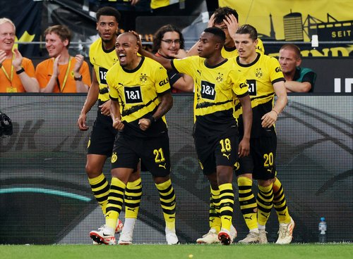 Bundesliga - Borussia Dortmund v FC Cologne