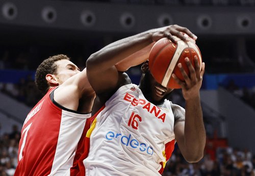 FIBA World Cup 2023 - Second Round - Group L - Spain v Canada