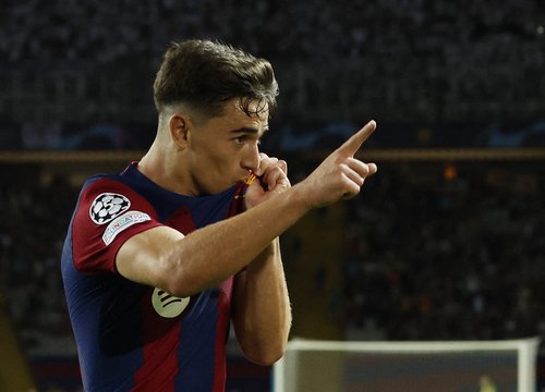 Champions League - Group H - FC Barcelona v Royal Antwerp