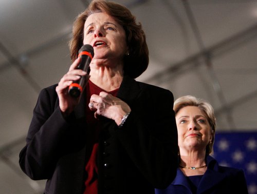 FILE PHOTO: Democratic presidential candidate US Senator Hillary Clinton (D-NY) (R) is introduced by US Senator Dianne Feinstein (D-CA) at a campaign rally in San Jose