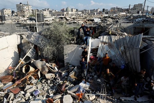 Aftermath of an Israelie strike in Khan Younis