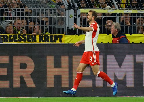 Bundesliga - Borussia Dortmund v Bayern Munich